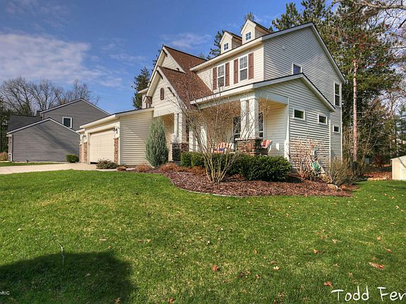 2nd image of 13115 Woodvale Ct