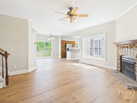 3rd image of 330 Scogin Road