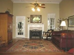 363 Laurenburg Dr, Richmond Hill, GA 31324