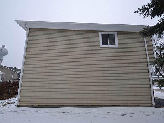 2nd image of 1392 Westbury Dr