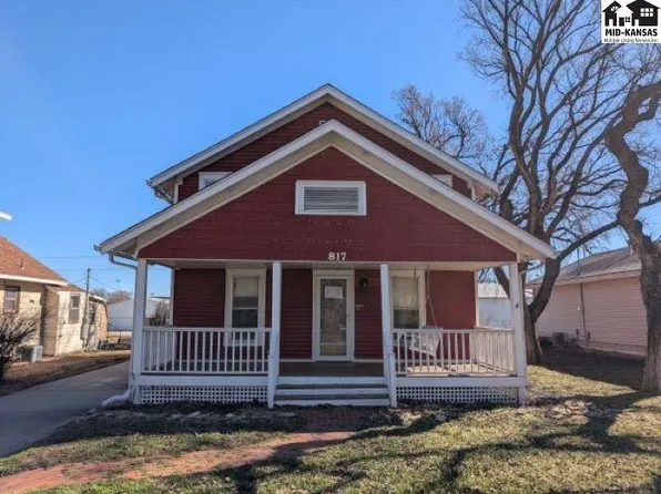 817 S Elm St, McPherson, KS 67460