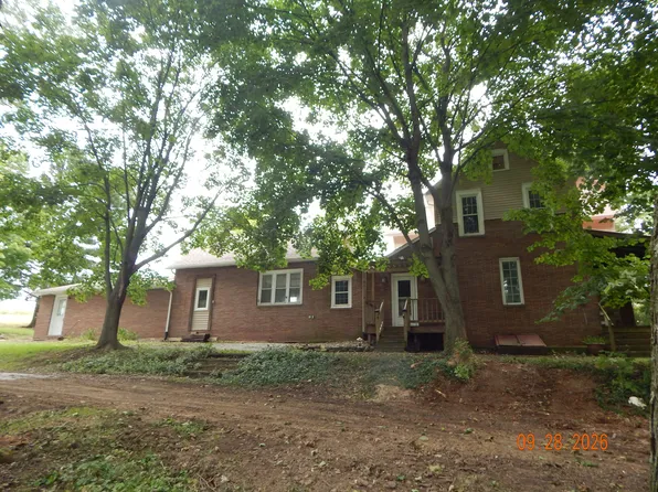 11664 Georgetown St NE, Louisville, OH 44641
