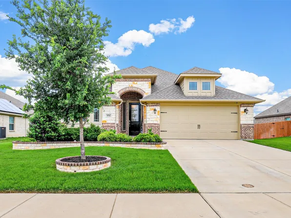 654 Roscoe Dr, Midlothian, TX 76065