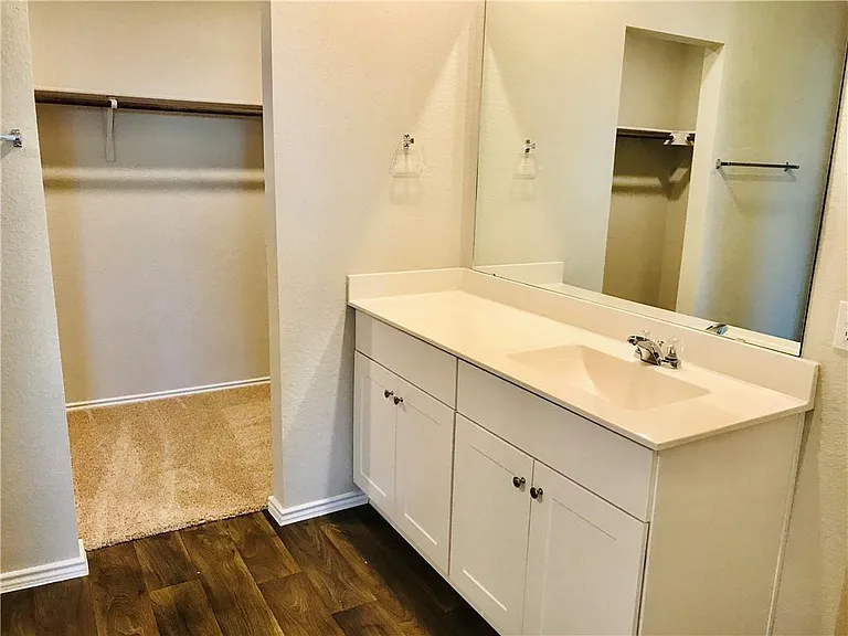 6009 Xene Dr — Photo 9