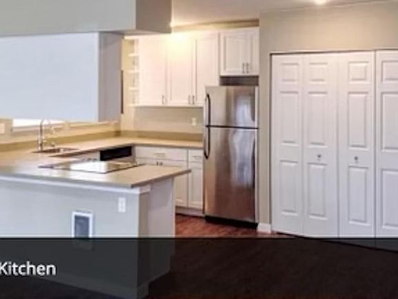 303 - Kitchen