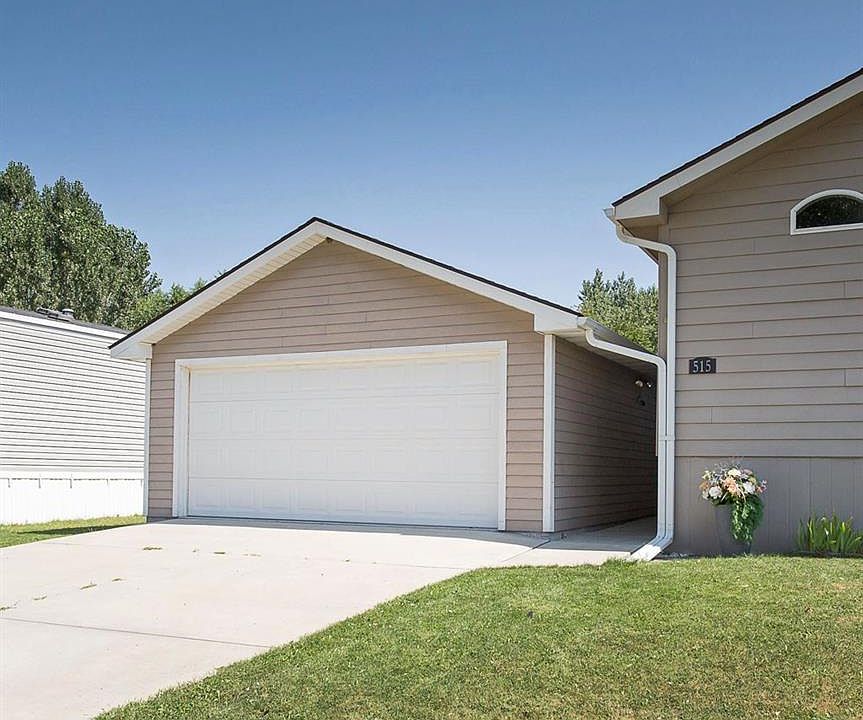 1st image of 515 Jemstone Dr