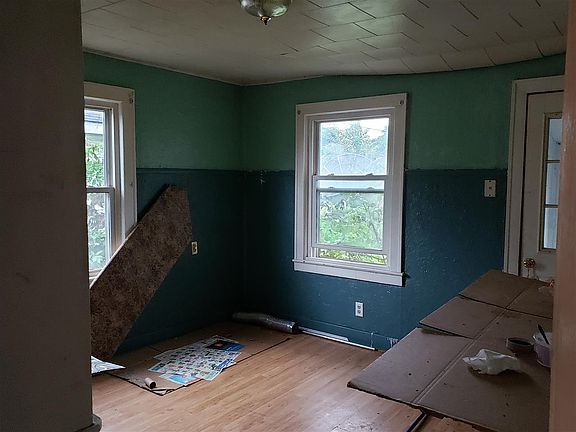 4th image of 1513 McPherson St