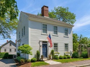 4 Bennett St, Manchester, MA 01944