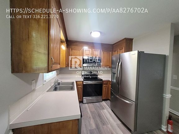 2nd image of 5930 Meadowdale Ct