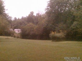 171 Holland Ln, Hendersonville, NC 28792