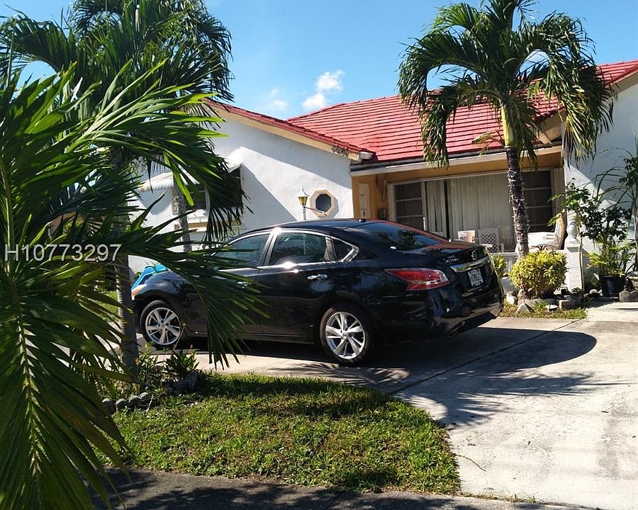 1st image of 4091 NW 52nd Ave