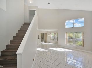 9980 River Run Cir S, Miramar, FL 33025
