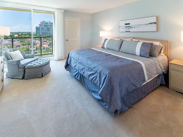 4901 Gulf Shore Blvd N #903 — Photo 10