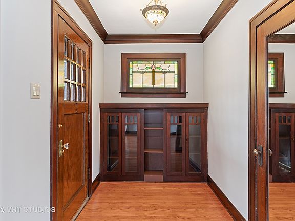 3rd image of 10409 S Artesian Ave