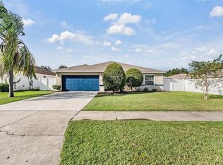 106 Winston Manor Cir, Seffner, FL 33584