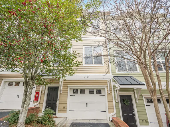 1949 Sterling Oaks Cir #13, Atlanta, GA 30319