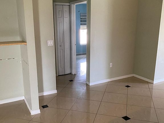4th image of 4108 10th St W