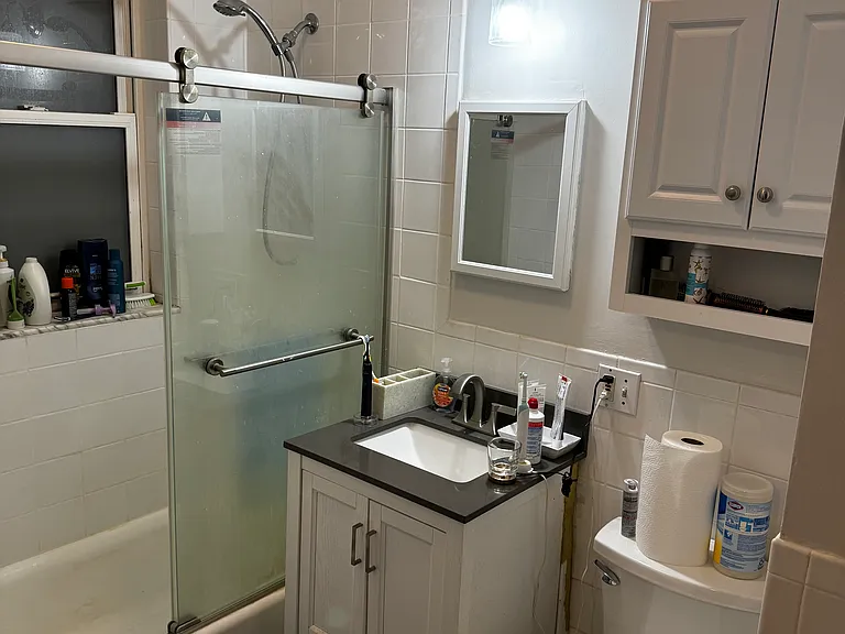 12 Royce Rd #4 — Photo 22