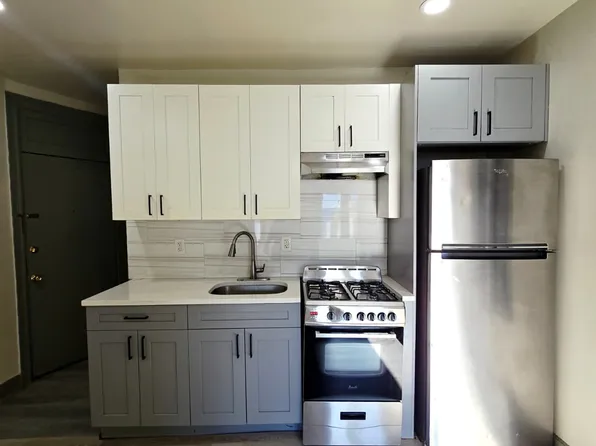 838 Communipaw Avenue image 1 of 7