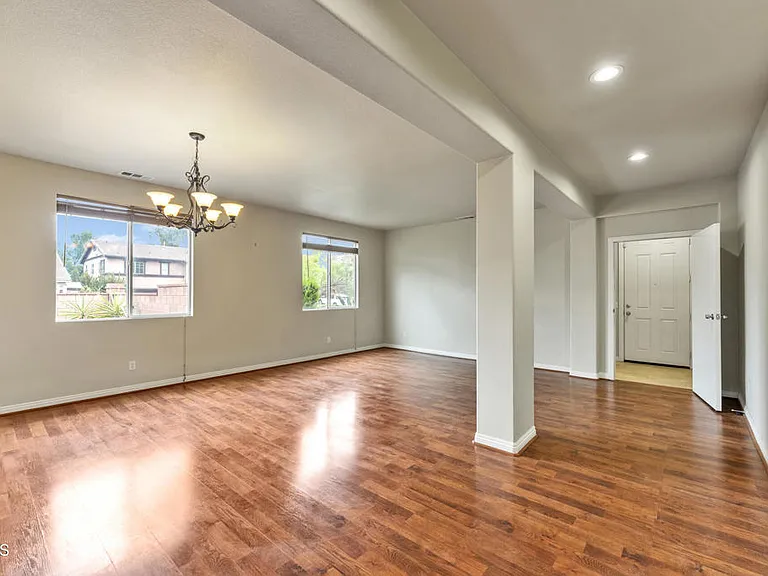 24889 Ashtree Ct — Photo 5