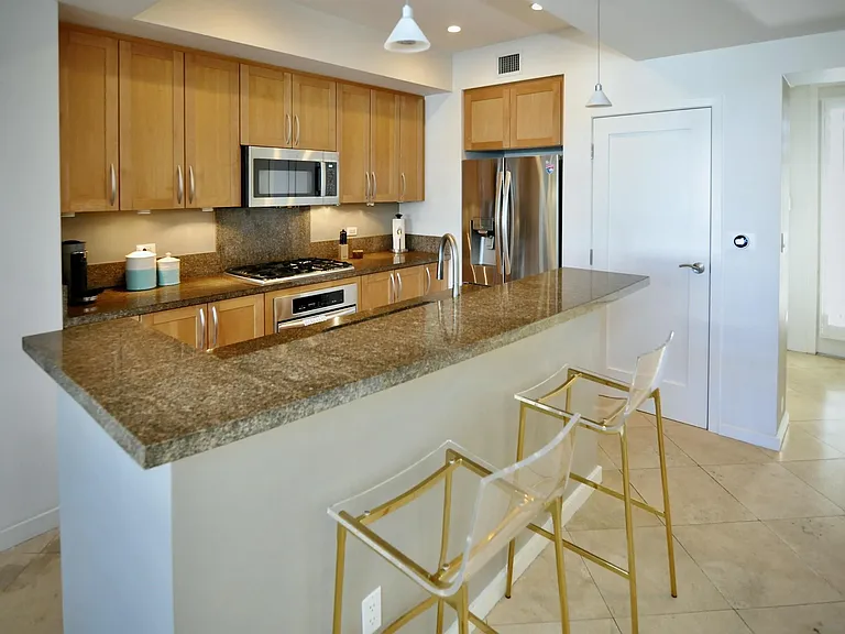 5490 La Jolla Blvd #K207 — Photo 13