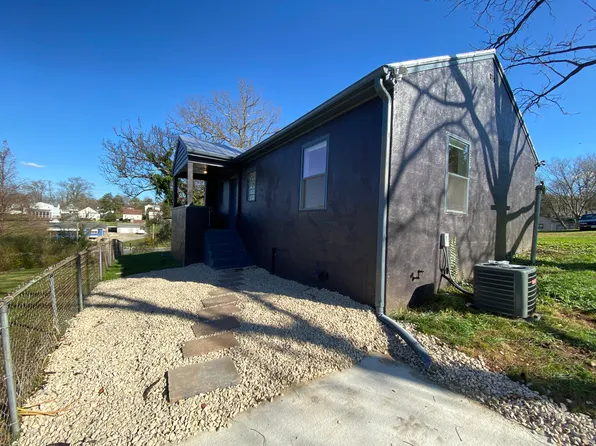 223 Amelia St, Lynchburg, VA 24501