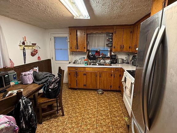 2nd image of 6218 Old Evergreen Rd