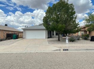 141 18th St SE, Rio Rancho, NM 87124