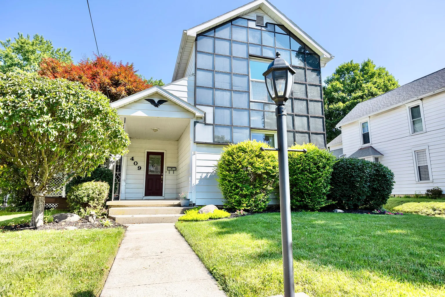 409 E Brown Ave photo 1