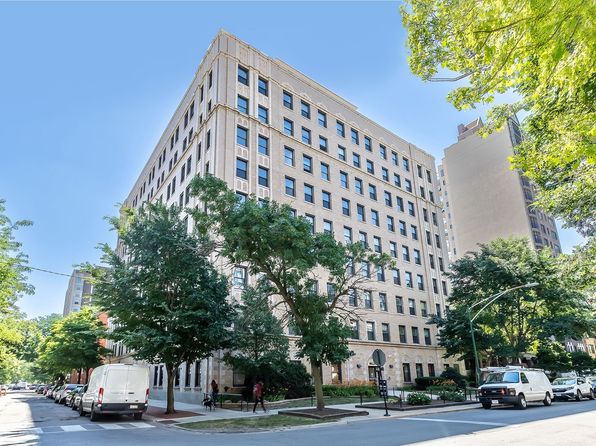 5401 S Cornell Ave #906