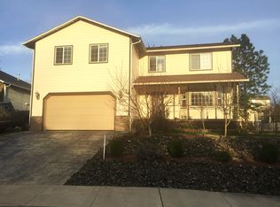 2284 NW Chambers Dr, Roseburg, OR 97471