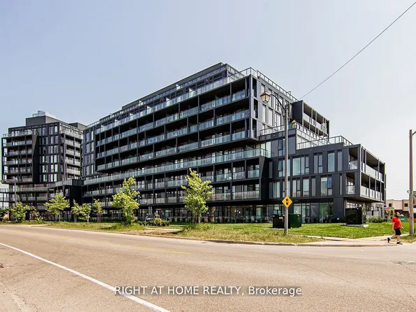 3200 Dakota Cmn, Burlington, ON