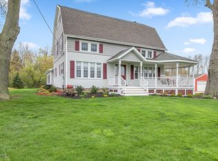 389 Lincoln St NW, Grand Rapids, MI 49534