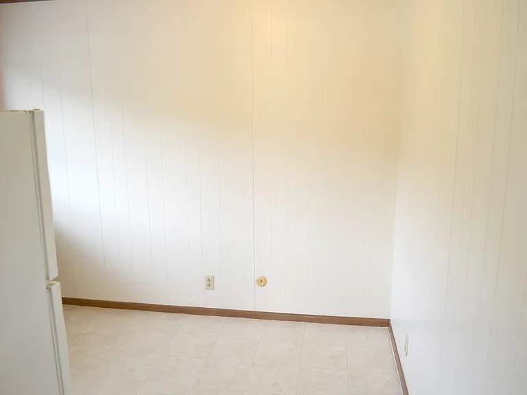 6300 Ervin Rd #11 — Photo 2