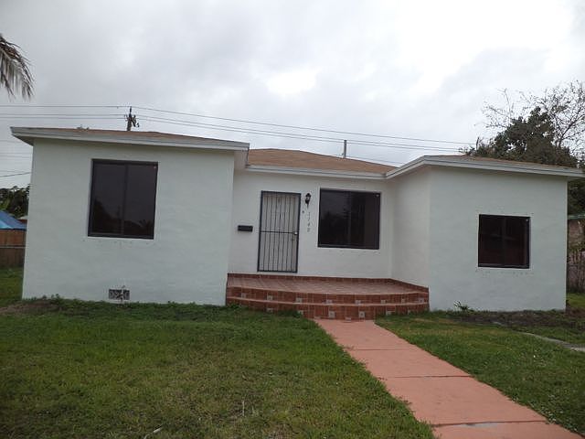 1st image of 1148 NE 161st Ter