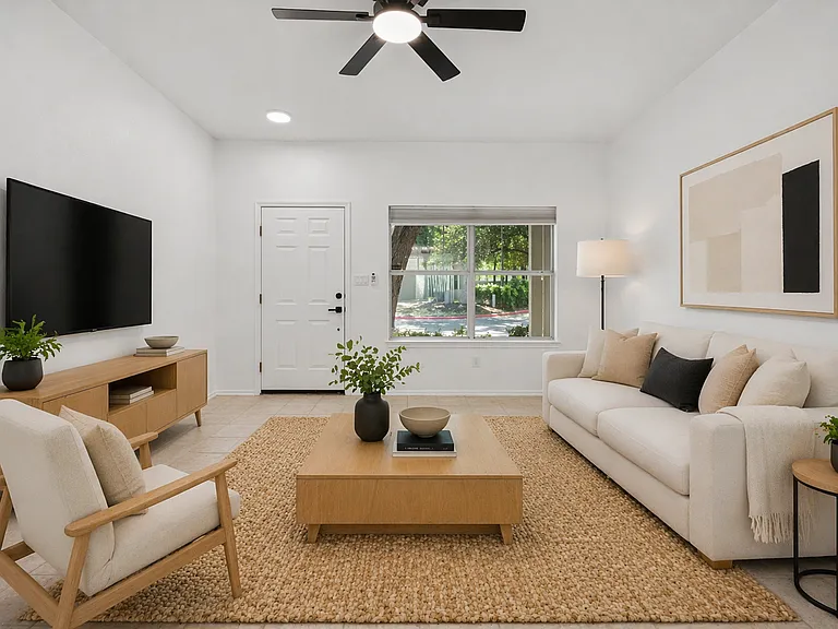 4501 Whispering Valley Dr #29 — Photo 1