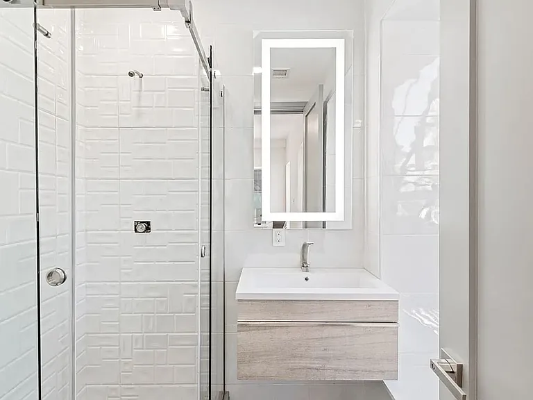 537 Court St #2A — Photo 6