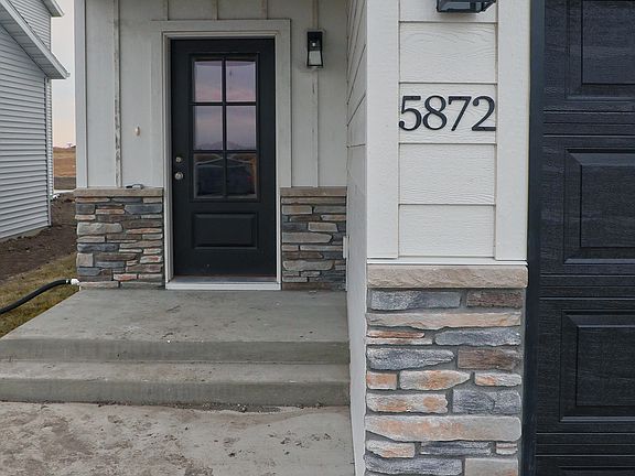 3rd image of 5872 Lou Ann St