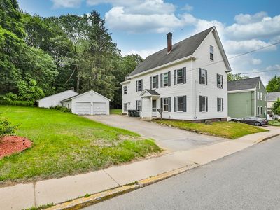 15 Oak St, Amesbury, MA, 01913