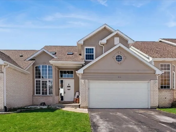 646 Aspen Dr, Romeoville, IL 60446