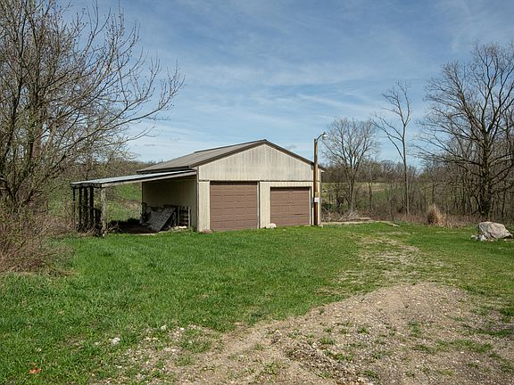 2nd image of 8475 Ross Rd