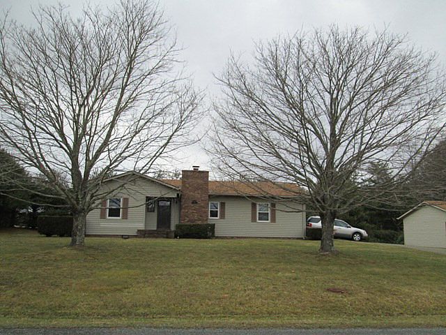 1st image of 670 Timberline Dr