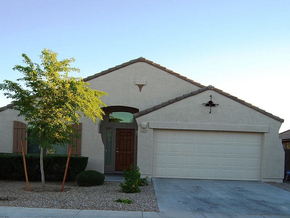 1st image of 3083 E Bellerive Dr
