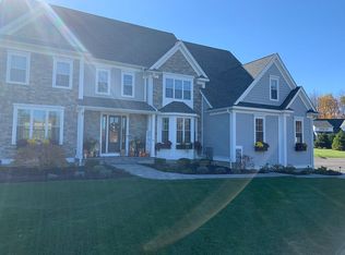 12 Northland Rd, Shrewsbury, MA 01545