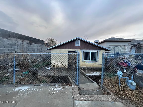 2nd image of 6389 Salas Ln #A