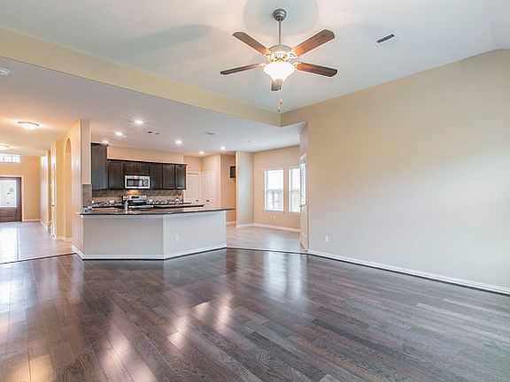 2nd image of 3801 Ozark Dr