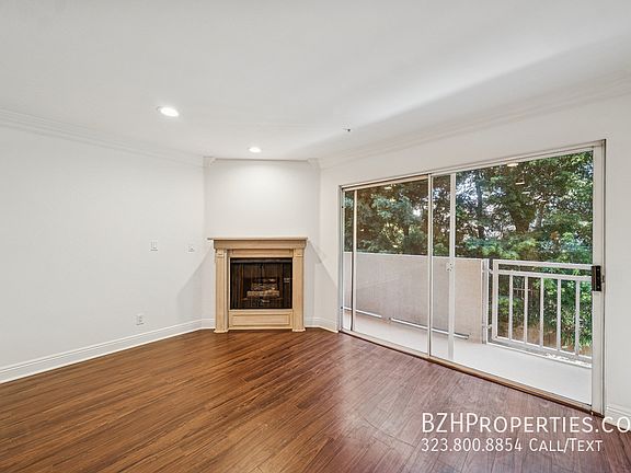 4th image of 1508 Greenfield Ave APT 106