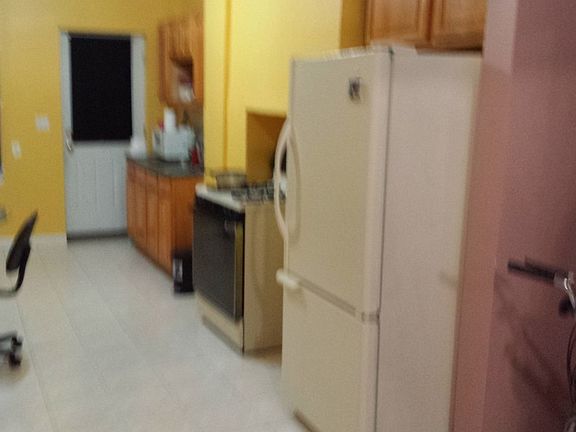 5th image of 280 Bleecker St APT 1R