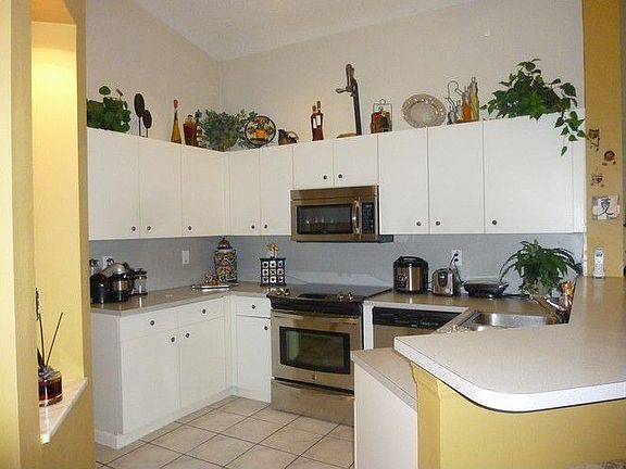 4th image of 1702 Salerno Cir