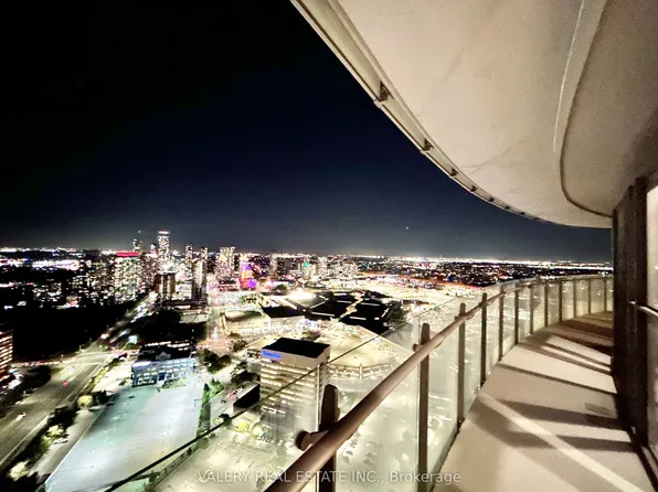 50 Absolute Ave, Mississauga, ON